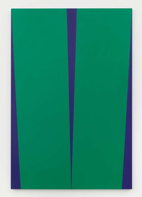 Carmen Herrera, Verde De Noche, 2017, Acryl auf Leinwand, 182,9 x 121,9 cm (Privatsammlung, Courtesy Lisson Gallery, © Carmen Herrera, Foto: © Kunstsammlung NRW)