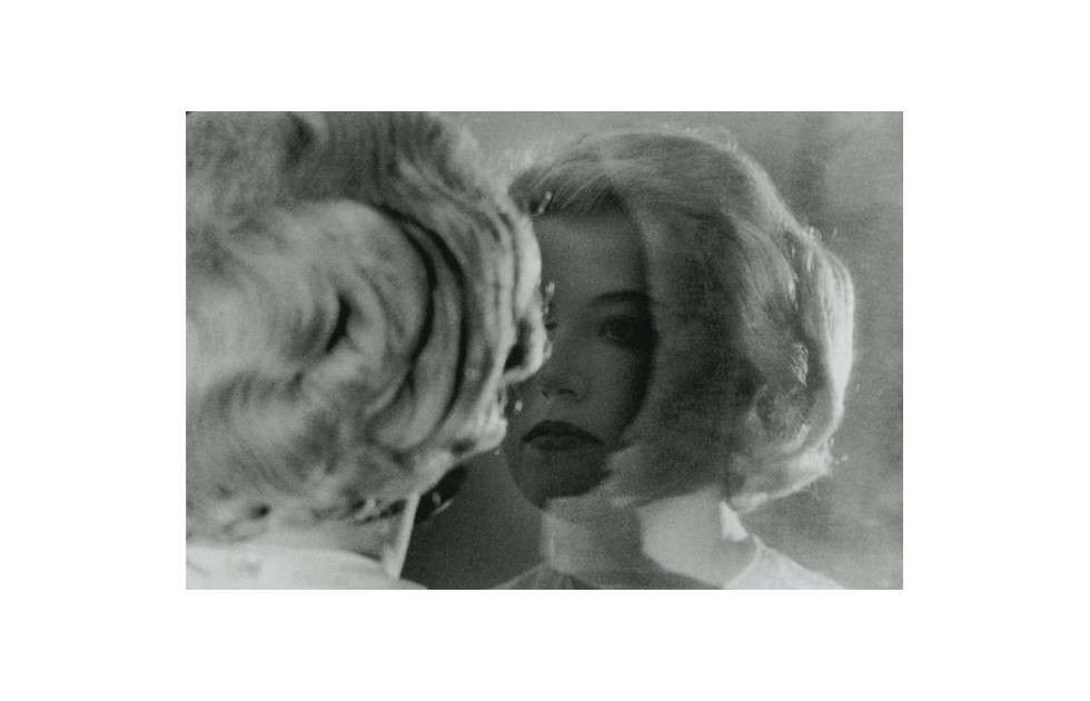Cindy Sherman, Untitled Film Still #56, 1980, Silbergelatinedruck, 16,2 x 24 cm (The Museum of Modern Art, New York. Acquired through the generosity of Jo Carole and Ronald S. Lauder in memory of Mrs. John D. Rockefeller 3rd © Cindy Sherman, courtesy the artist and Metro Pictures, New York)