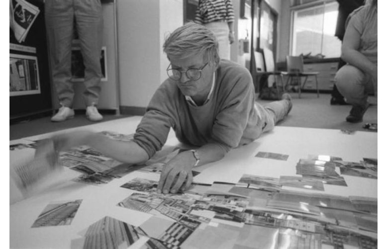 David Hockney beim Zusammensetzen seines Bradford-„Joiner“ (Bild: National Science & Media Museum / Science Museum Group)