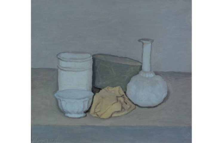 Giorgio Morandi, Stillleben mit gelbem Lappen, 1952, Öl, 36 x 40,5 cm (Mailand, ph. courtesy Galleria d’Arte Moderna Milano)