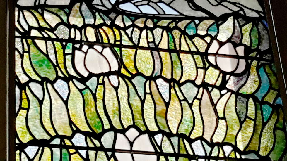 Koloman Moser, Detail eines Fensters in der Kirche am Steinhof, 1905–1907, Foto: Alexandra Matzner, ARTinWORDS.
