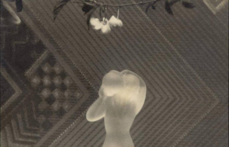 Luo Bonian, Wasser schöpfen aus einer Brunnen-Serie, Detail, Mai 1932 (©️ Luo Bonian, Courtesy of Luo Bonian Art Foundation and Three Shadows +3 Gallery)