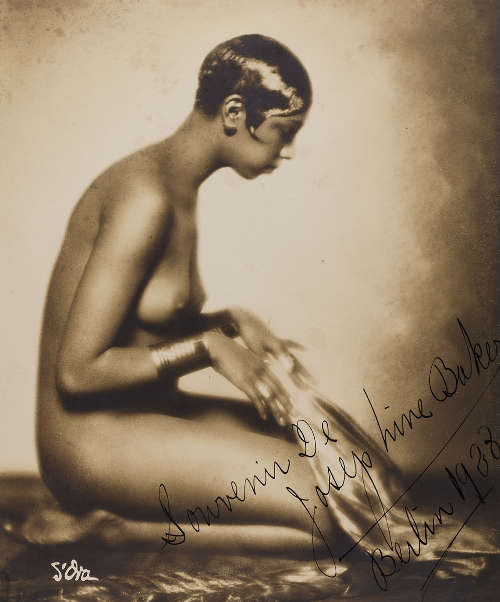 Madame d’Ora, Josephine Baker, 1928, Silbergelatineabzug, 19,4 x 16 cm (© Museum für Kunst und Gewerbe Hamburg)
