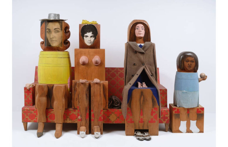 Marisol, La visita, 1964 (Museum Ludwig, Köln, © 2025, ProLitteris, Zurich, Foto: Historisches Archiv der Stadt Köln mit Rheinischem Bildarchiv, Britta Schlier)