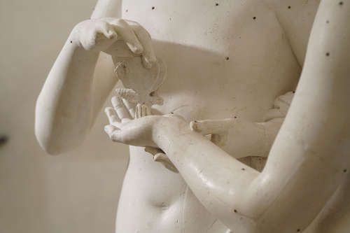 Martin Beck, Antonio Canova, Amor and Psyche, plaster model, late 18th century, Gipsoteca Museo Canova, Passagno, Italy, 2017 © Martin Beck Courtesy Martin Beck and 47 Canal