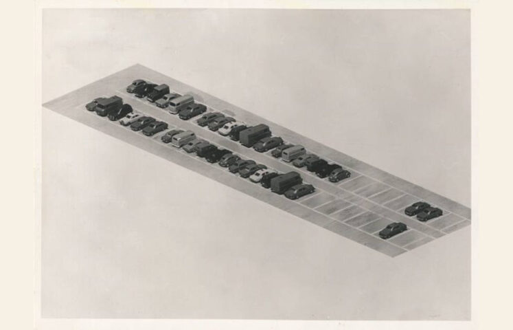 Thomas Bayrle, Autos (Modul), 1976 (Courtesy Thomas Bayrle und neugerriemschneider, Berlin Foto: Wolfgang Günzel)