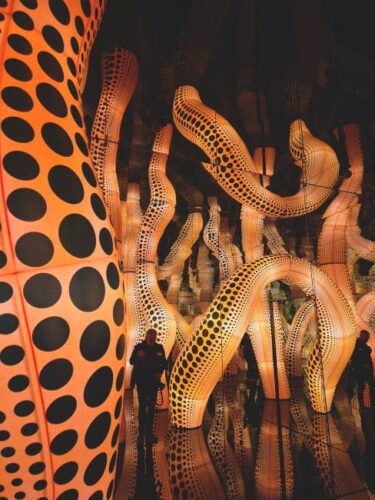 Yayoi Kusama Ausstellungen 2025 ARTinWORDS