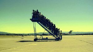 Adrian Paci, Still aus Centro di Permanenza Temporanea, 2007, Video, Farbe, Ton, 5’30’’, Courtesy Galerie Peter Kilchmann © 2010 Adrian Paci.