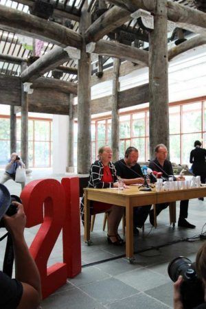 Agnes Husslein-Arco, Ai Weiwei Alfred Weidinger im 21er Haus, Foto: Alexandra Matzner.