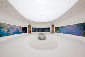 Musée de l'Orangerie, Salle des Nymphéas (Claude Monet) © photo Sophie Boegly, Paris 2010.