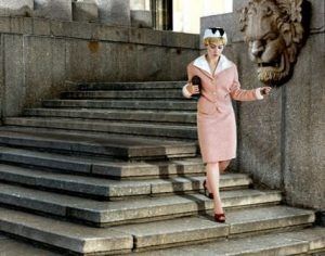 Aneta Grzeszykowska, Untitled Film Still # 22 (Serie: Untitled Film Stills), 2006, C-Print, ca. 20 x 25 cm, Raster Gallery, Warschau © Aneta Grzeszykowska / Courtesy Raster Gallery Warschau