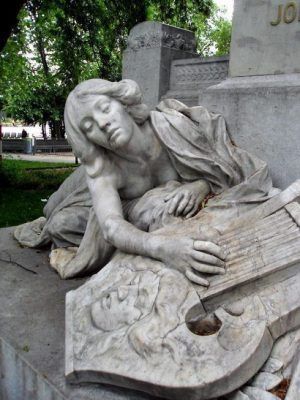 Muse von demDenkmal für Johannes Brahms von Rudolf von Weyr, 7. Mai 1908 enthüllt, Foto: Alexandra Matzner.