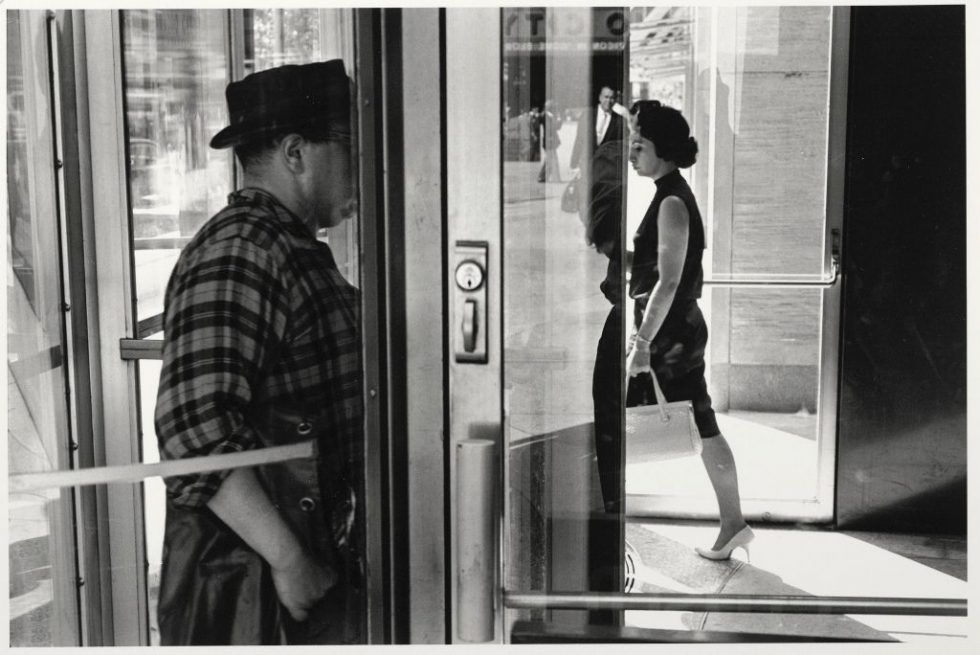 Lee Friedlander, New York City, 1963 (später Abzug 1980—2000), Silbergelatineabzug, 27,9 x 35,4 cm, Albertina, Wien © William Christenberry; Foto: Albertina, Wien.
