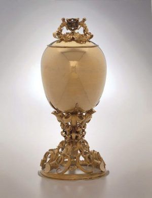 Widerholt-Pokal, Nürnberg (?), 1510, Silber vergoldet, Emaille, Städtisches Museum im Kornhaus, Kirchheim unter Teck 1496 und die Belehnung des Ludovico Sforza mit Mailand 1495 als „Wiedergewinnung Mailands“ angeführt.