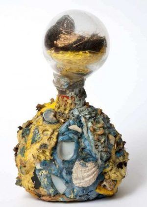 Laurence Vail (Paris 1891–1968), Untitled, o.J., Assemblage, Höhe: 34.5 cm (Venedig, Peggy Guggenheim Collection, 76.2553)