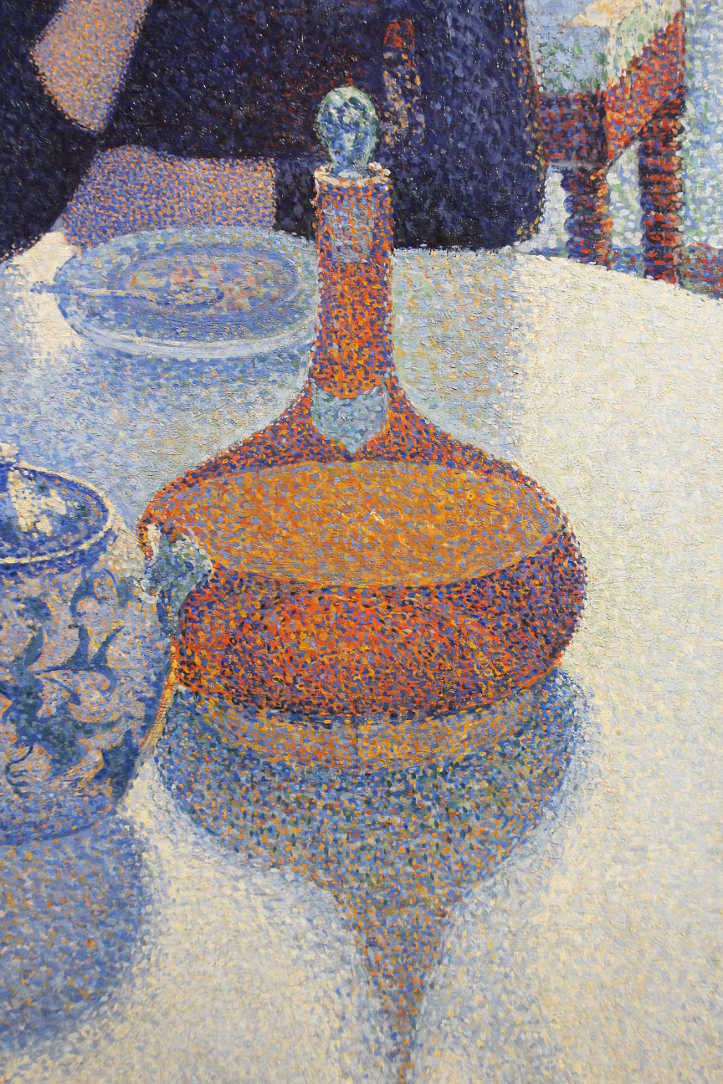 Paul Signac, Das Speisezimmer (Frühstück), Flasche, 1886/87, Öl auf Leinwand, 89,5 × 116,5 cm (Otterlo, Kröller-Müller Museum)