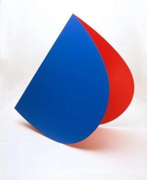 Ellsworth Kelly, Blue Red Rocker, 1963, Bemaltes Aluminium, 185 x 101 x 155 cm, Collection Stedelijk Museum Amsterdam © Estate of the artist, Collection Stedelijk Museum Amsterdam© Ellsworth Kelly.