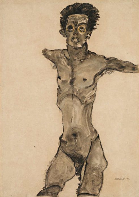 Egon Schiele, Selbstakt in Grau mit offenem Mund, 1910, Schwarze Kreide, Gouache auf Papier, 44,8 × 32,1 cm (Leopold Museum, Wien, Inv. 1460)